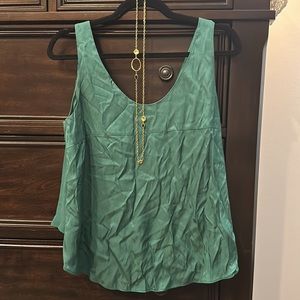Flowy Green Tank